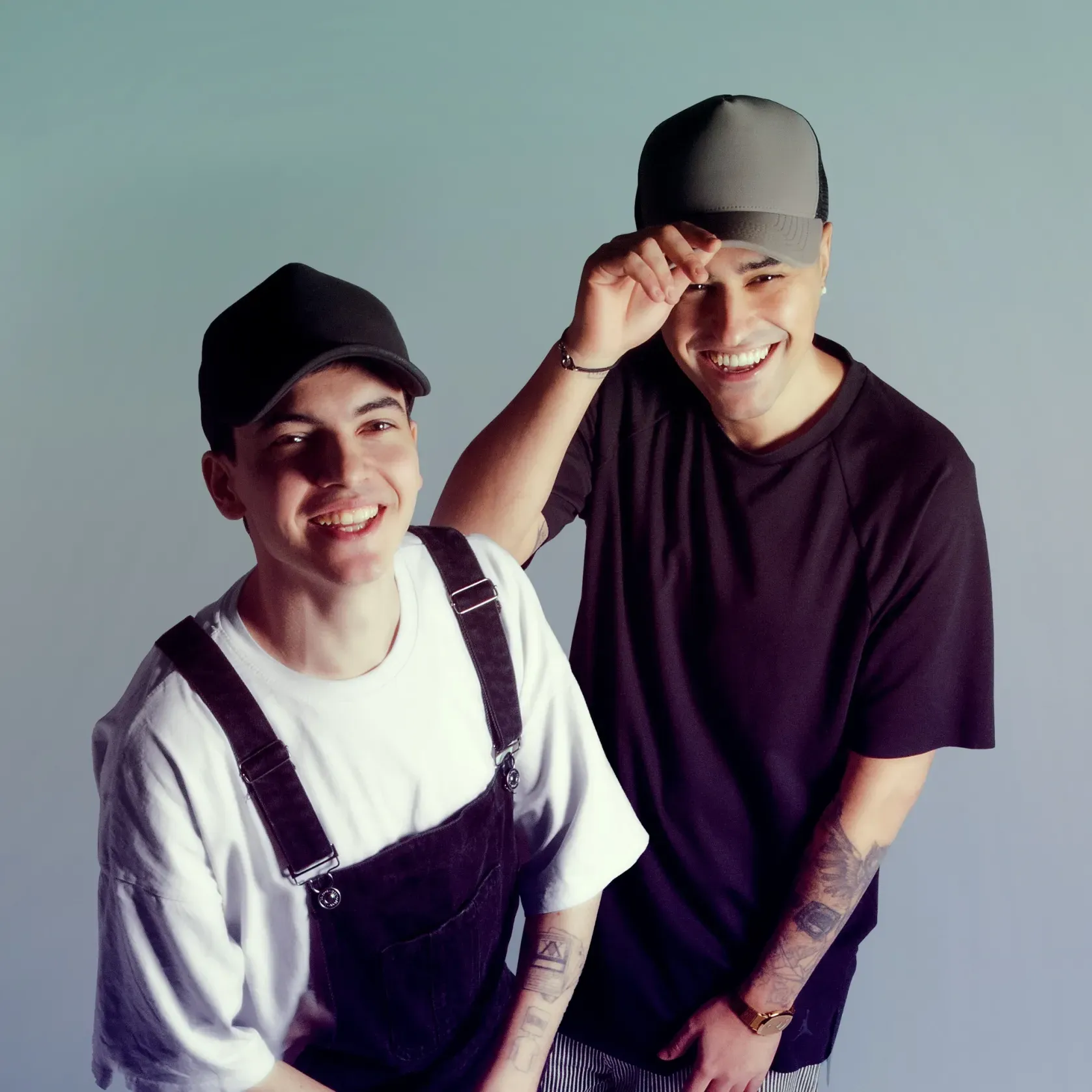Trinix ist ein Duo, das gekonnt Electro, Pop und cineastische Atmosphären miteinander verbindet.